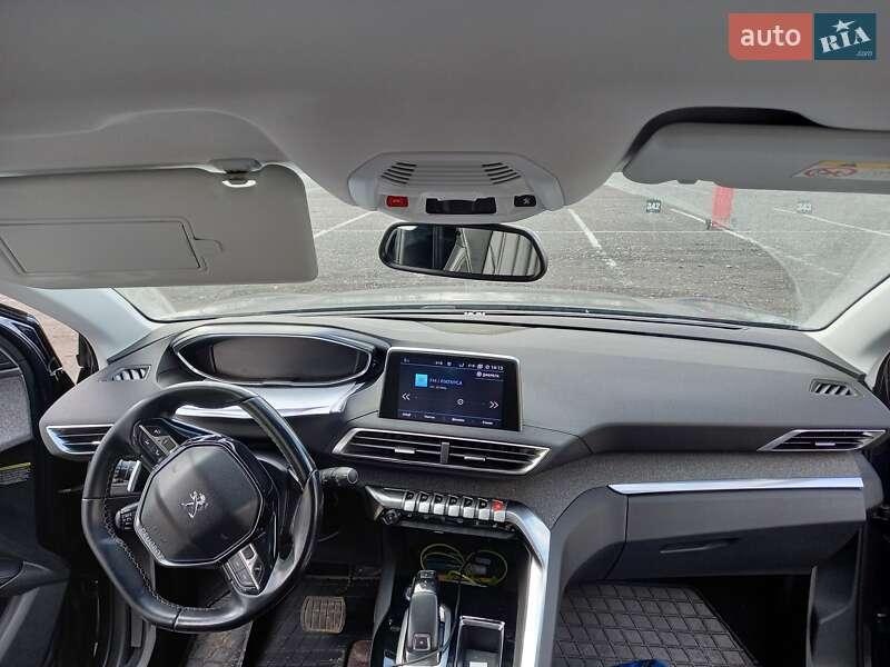 Peugeot 5008 2017