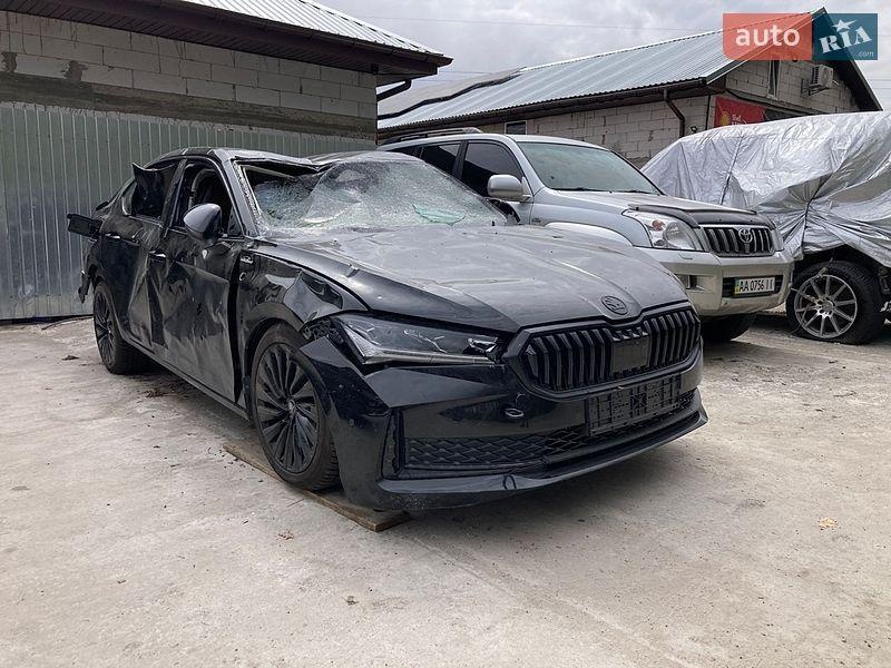 Skoda Superb 2025