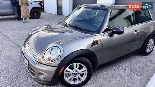 MINI Cooper 2012
