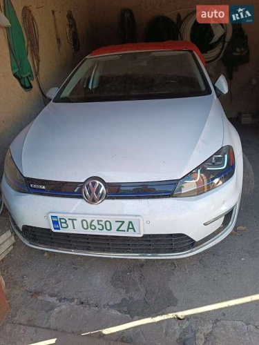 Volkswagen e-Golf 2014