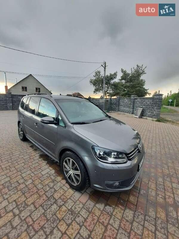 Volkswagen Touran 2012