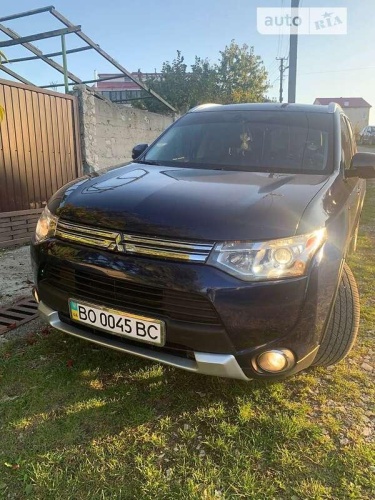 Mitsubishi Outlander 2014