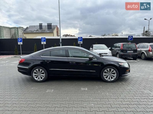 Volkswagen Passat CC 2011