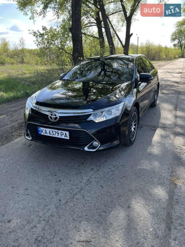 Toyota Camry 2017