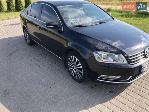 Volkswagen Passat 2011