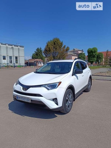 Toyota RAV4 2017
