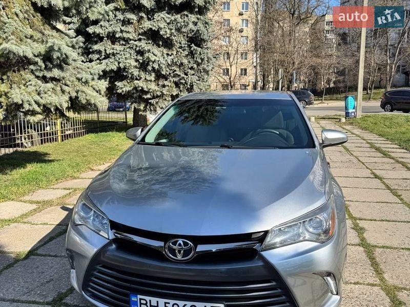Toyota Camry 2015