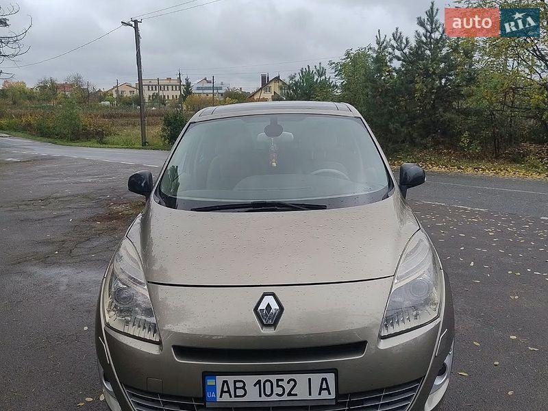 Renault Scenic 2011