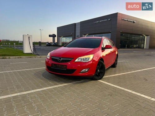 Opel Astra 2011