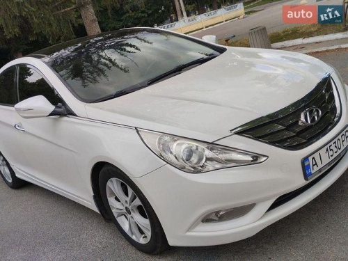 Hyundai Sonata 2010