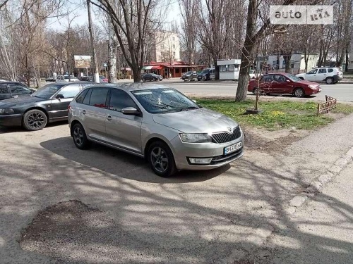 Skoda Spaceback 2015