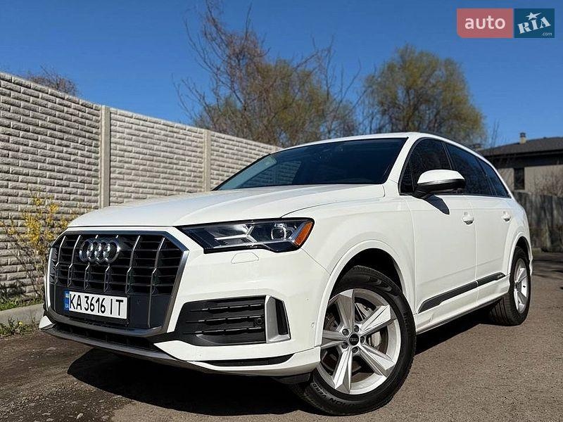 Audi Q7 2021