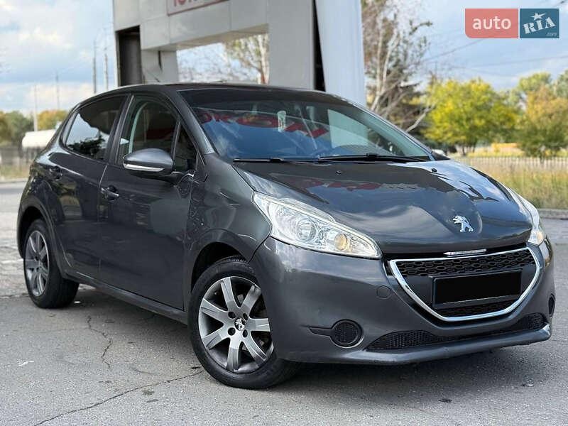 Peugeot 208 2013