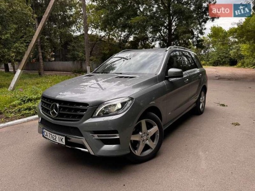 Mercedes-Benz M-Class 2015