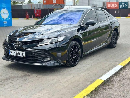 Toyota Camry 2018