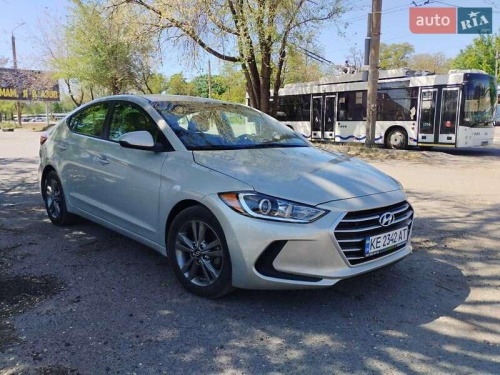 Hyundai Elantra 2017