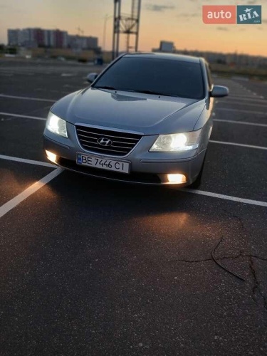 Hyundai Sonata 2008