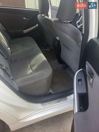 Toyota Prius 2012