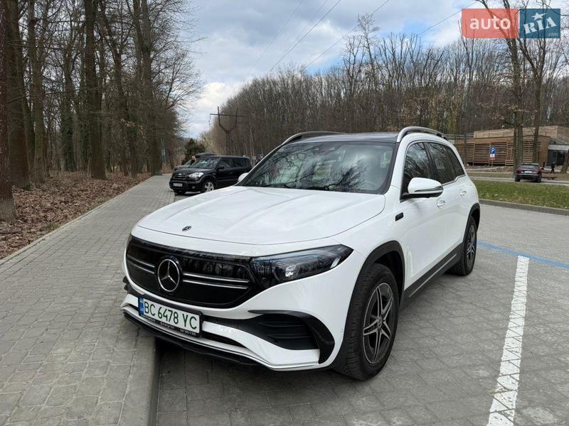 Mercedes-Benz EQB 2021