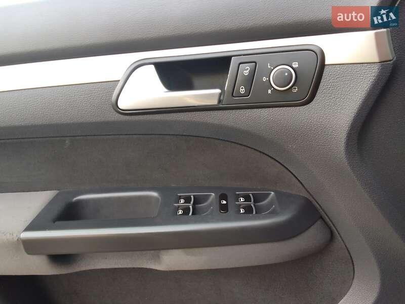 Volkswagen Touran 2008