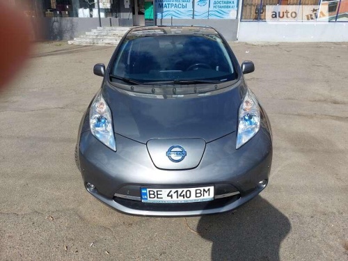 Nissan Leaf 2014