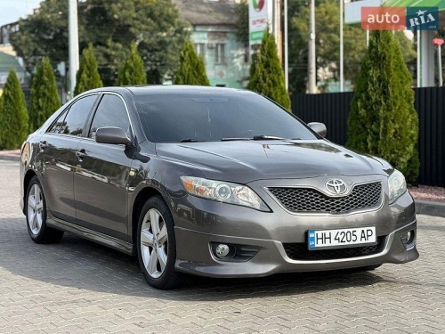 Toyota Camry 2010