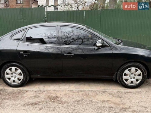 Hyundai Elantra 2011