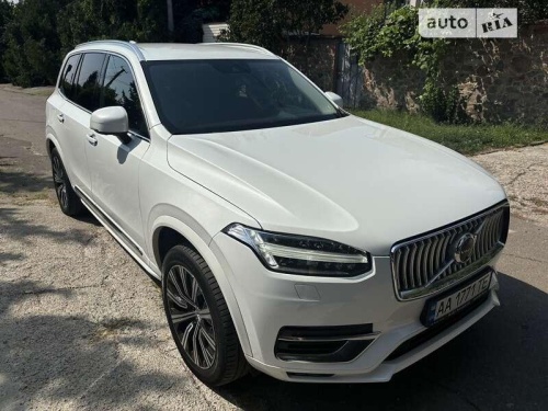 Volvo XC90 2019