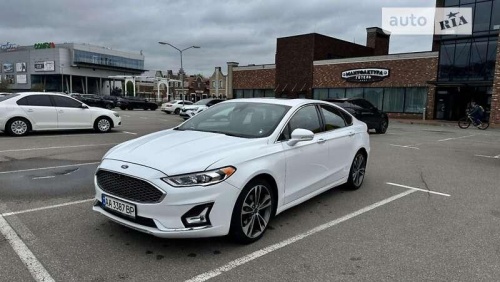 Ford Fusion 2019