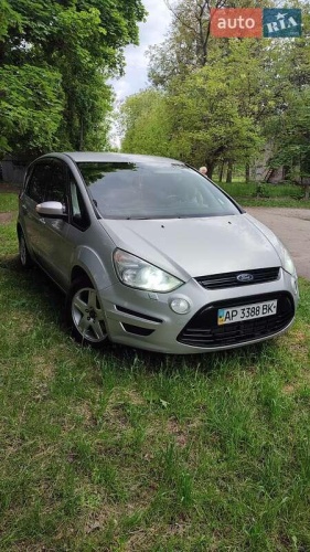 Ford S-Max 2010