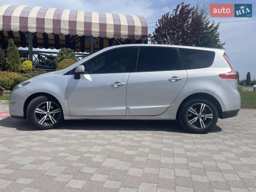 Renault Scenic 2011