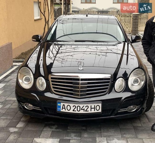 Mercedes-Benz E-Class 2008