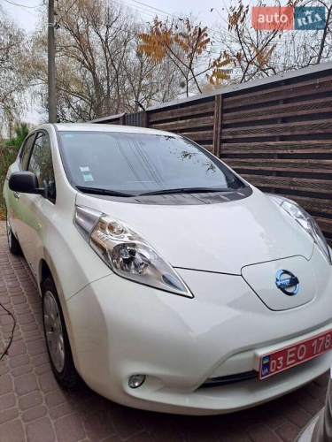 Nissan Leaf 2016