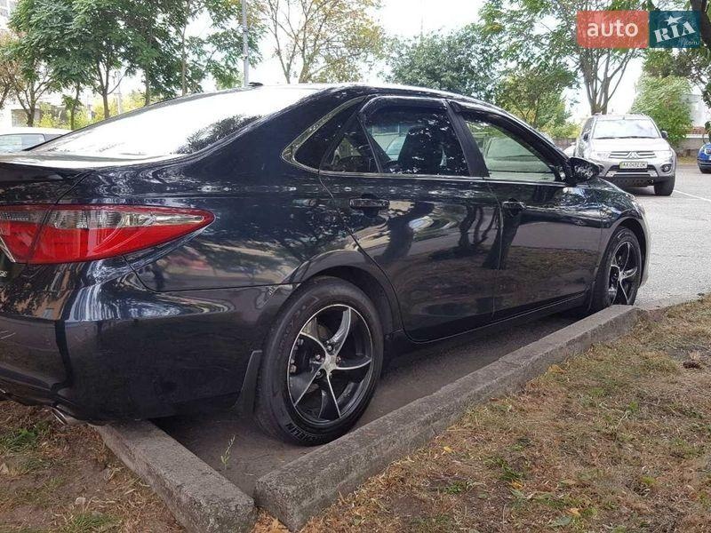 Toyota Camry 2014