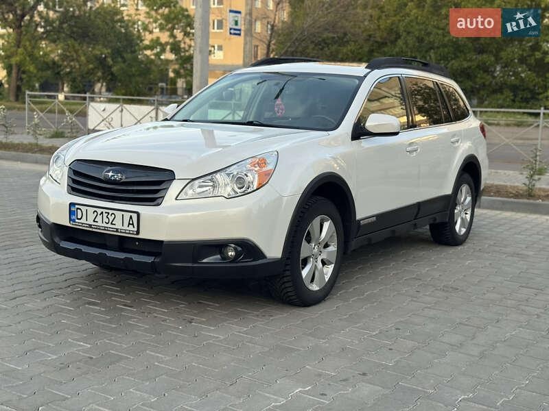 Subaru Outback 2010