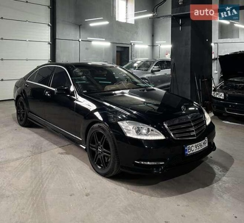 Mercedes-Benz S-Class 2008