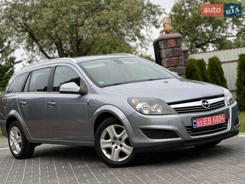Opel Astra 2010