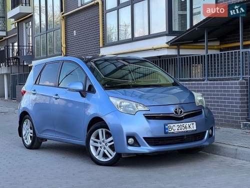 Toyota Verso 2011
