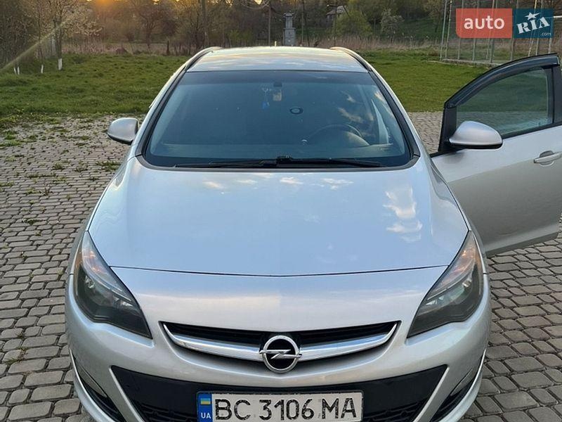 Opel Astra 2014
