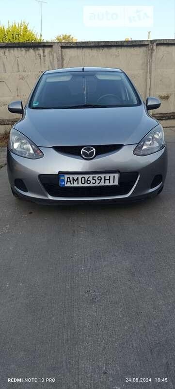 Mazda 2 2009