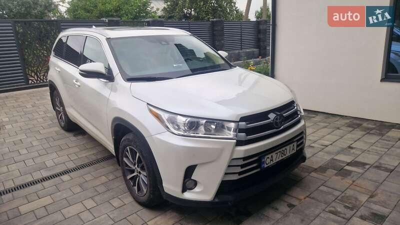 Toyota Highlander 2017