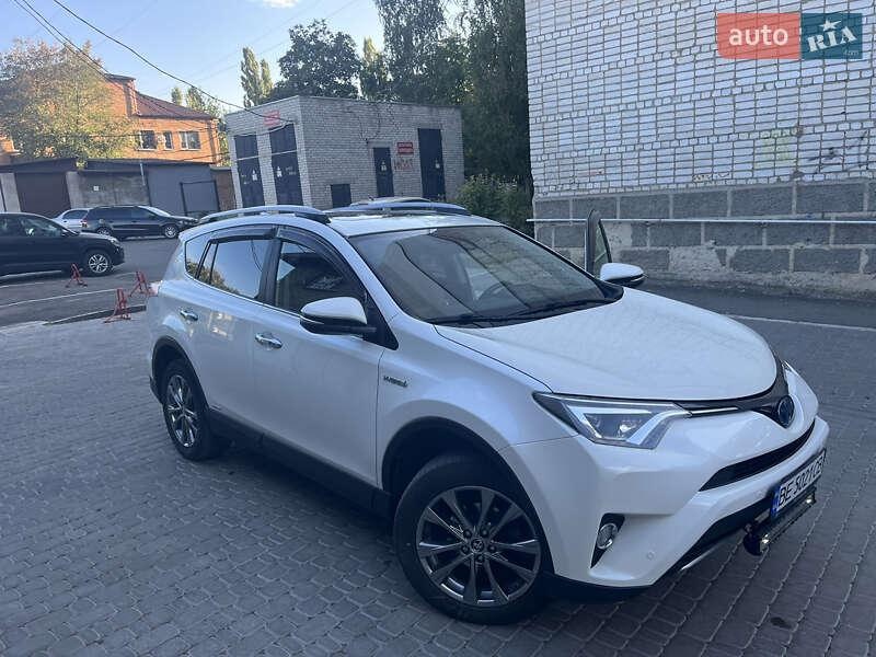 Toyota RAV4 2017