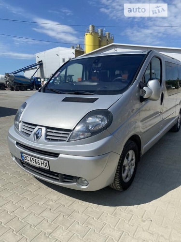 Renault Trafic 2011