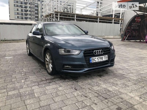 Audi A4 2014