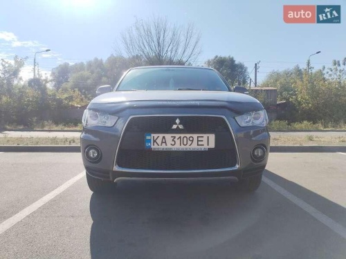 Mitsubishi Outlander 2010