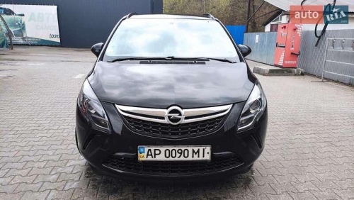 Opel Zafira 2012
