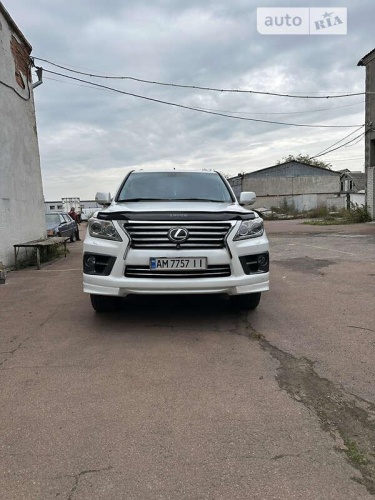 Lexus LX 2008