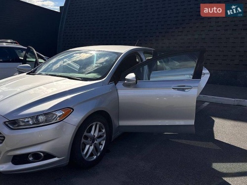 Ford Fusion 2015