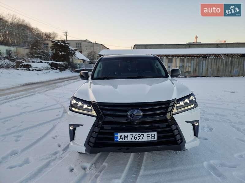 Lexus LX 2016