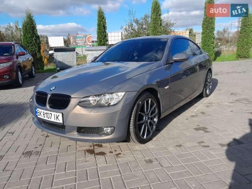 BMW 3 Series 2009